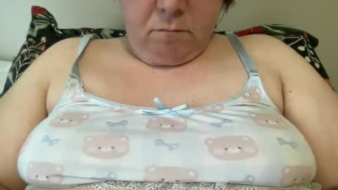 KYLO online show from 02-08-25, 03:21