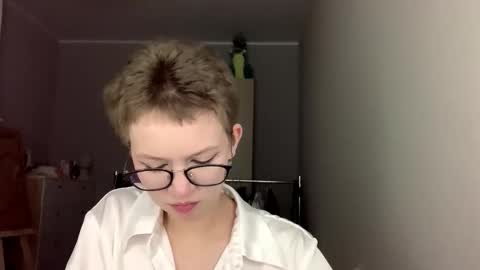 Kim online show from 01-14-26, 07:08