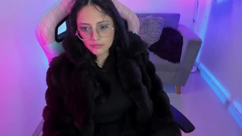 Kyomi online show from 12-10-24, 12:16