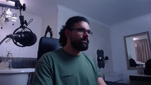 Snapshot of kysonrhodes chatting on 12-16-25, 05:23 KysonRhodes online show from 12-16-25, 05:23