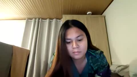 Snapshot of kyth143x chatting on 10-05-25, 05:11 kyth143x online show from 10-05-25, 05:11