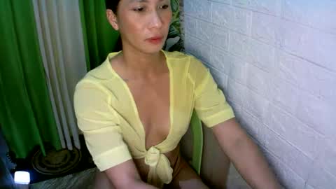 kyutshyne online show from 11-22-25, 03:38