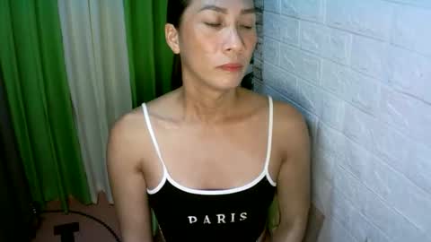 kyutshyne online show from 11-25-25, 03:01