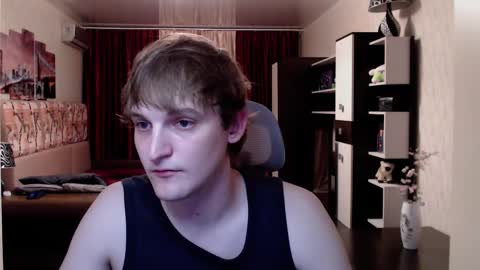 Snapshot of l1onkennedy chatting on 10-08-25, 09:23 l1onkennedy online show from 10-08-25, 09:23