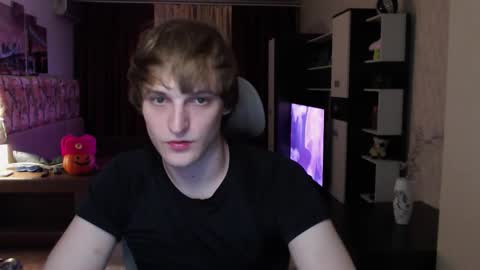 Snapshot of l1onkennedy chatting on 11-11-25, 07:58 l1onkennedy online show from 11-11-25, 07:58