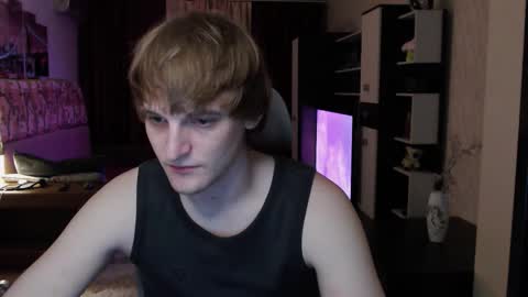 Snapshot of l1onkennedy chatting on 11-16-25, 08:03 l1onkennedy online show from 11-16-25, 08:03