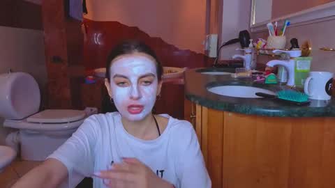 Margo  online show from 12-18-25, 02:12