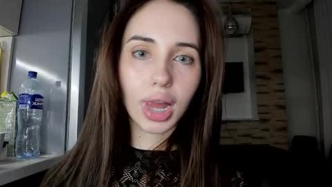 Malika online show from 03-06-25, 01:16