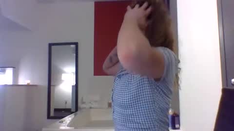 laady_jaee online show from 01-18-26, 05:00