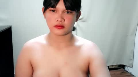 Snapshot of labanderaxxx chatting on 02-25-26, 04:27 labanderaxxx online show from 02-25-26, 04:27