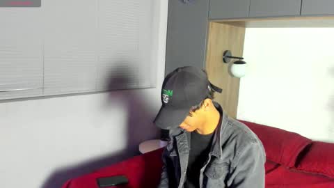 Snapshot of labrinthteasing chatting on 02-22-26, 12:04 labrinthteasing online show from 02-22-26, 12:04