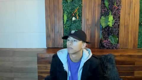 Snapshot of labrinthteasing chatting on 02-23-26, 12:13 labrinthteasing online show from 02-23-26, 12:13