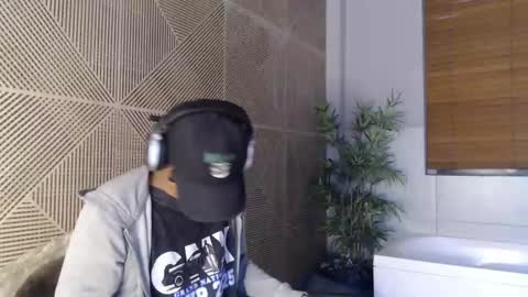 Snapshot of labrinthteasing chatting on 02-26-26, 12:26 labrinthteasing online show from 02-26-26, 12:26