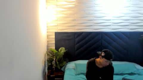 Snapshot of labrinthteasing chatting on 03-15-26, 12:11 labrinthteasing online show from 03-15-26, 12:11