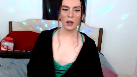 Lacey Phoenix online show from 02-17-26, 03:14