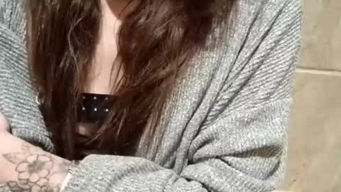 laceywhite01 online show from 11-11-25, 08:47