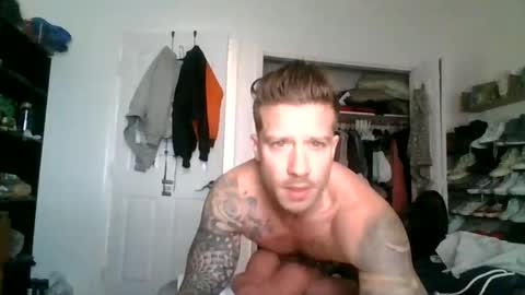 Snapshot of lacrioxcum18 chatting on 12-22-24, 08:14 lacrioxcum18 online show from 12-22-24, 08:14