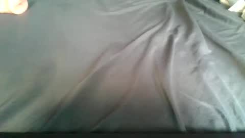 Snapshot of lacrioxcum18 chatting on 12-29-24, 04:30 lacrioxcum18 online show from 12-29-24, 04:30