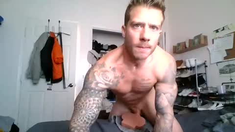 Snapshot of lacrioxcum18 chatting on 02-25-25, 05:47 lacrioxcum18 online show from 02-25-25, 05:47