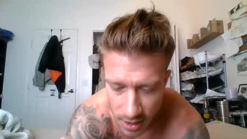 Snapshot of lacrioxcum18 chatting on 03-08-25, 09:51 lacrioxcum18 online show from 03-08-25, 09:51