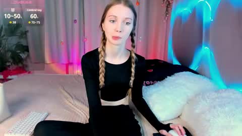 Lada online show from 04-15-26, 05:47