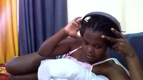 Snapshot of ladar_ chatting on 02-11-26, 05:45 vida online show from 02-11-26, 05:45