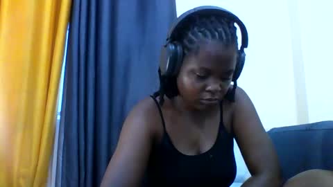 Snapshot of ladar_ chatting on 02-22-26, 04:35 vida online show from 02-22-26, 04:35