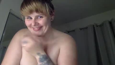 Snapshot of lady__j chatting on 12-05-24, 12:22 Lady J online show from 12-05-24, 12:22