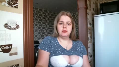 Snapshot of lady_cute_cat chatting on 10-20-25, 02:34 lady cute cat29 online show from 10-20-25, 02:34
