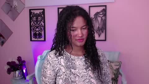 Snapshot of lady_danbury chatting on 12-23-24, 08:47 Karla - Instagram   lady karla1 online show from 12-23-24, 08:47
