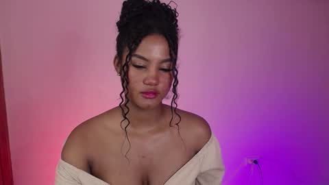 Snapshot of lady_danbury chatting on 02-18-25, 05:53 Karla - Instagram   lady karla1 online show from 02-18-25, 05:53