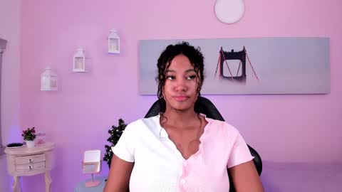Snapshot of lady_danbury chatting on 02-25-25, 04:42 Karla - Instagram   lady karla1 online show from 02-25-25, 04:42