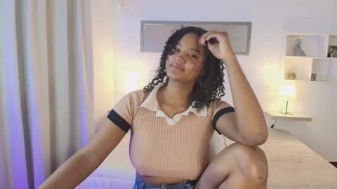 Snapshot of lady_danbury chatting on 11-24-25, 01:00 Karla - Instagram lady karla1 online show from 11-24-25, 01:00