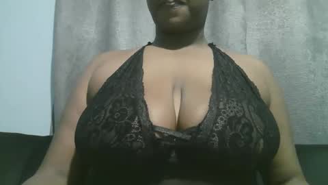 lady_dearra online show from 11-02-25, 03:53