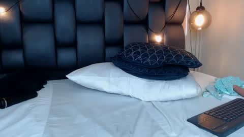 LADY  online show from 01-29-25, 08:08