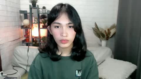   online show from 12-04-24, 08:56