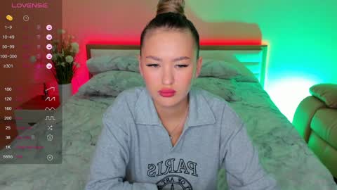 Snapshot of lady_killer_kris chatting on 01-09-25, 04:17 Krissy online show from 01-09-25, 04:17