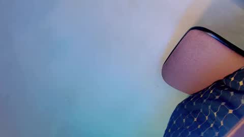 Ella online show from 11-15-25, 01:07