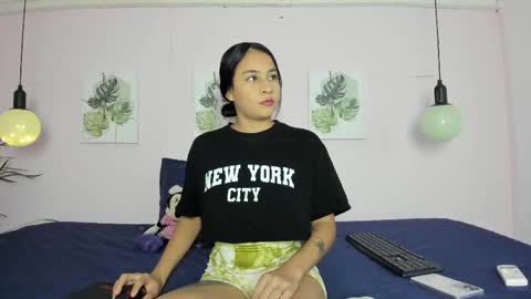 Snapshot of lady_rossee chatting on 10-02-25, 01:18 Leidy online show from 10-02-25, 01:18
