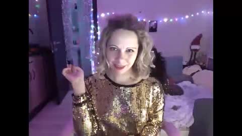 lady_smile69 online show from 12-31-24, 09:39