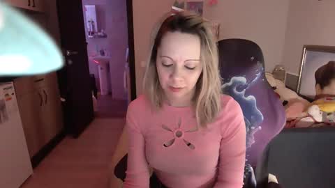 lady_smile69 online show from 02-23-25, 03:02