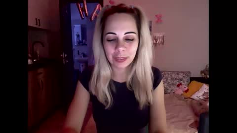 lady_smile69 online show from 09-30-25, 05:40