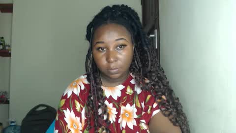 Snapshot of lady_twerky chatting on 01-19-26, 12:47 Maya online show from 01-19-26, 12:47