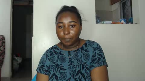 Snapshot of lady_twerky chatting on 02-10-26, 12:59 Maya online show from 02-10-26, 12:59