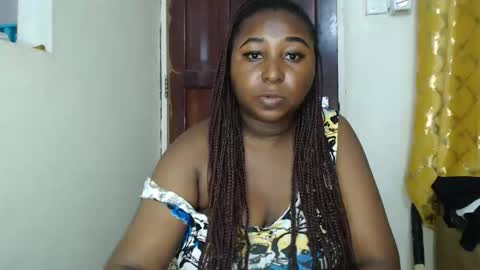 Snapshot of lady_twerky chatting on 03-07-26, 11:35 Maya online show from 03-07-26, 11:35