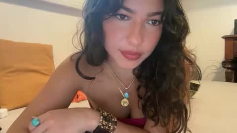 LadyArwen online show from 03-04-26, 04:02