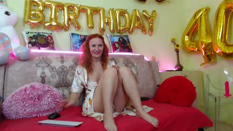Snapshot of ladybigsmile chatting on 01-23-25, 08:45 Sima Ladybigsmile online show from 01-23-25, 08:45