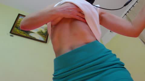 Snapshot of ladybigsmile chatting on 01-26-25, 02:35 Sima Ladybigsmile online show from 01-26-25, 02:35
