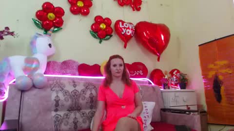 Snapshot of ladybigsmile chatting on 02-19-25, 10:45 Sima Ladybigsmile online show from 02-19-25, 10:45