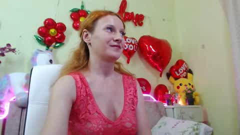 Snapshot of ladybigsmile chatting on 03-02-25, 02:08 Sima Ladybigsmile online show from 03-02-25, 02:08